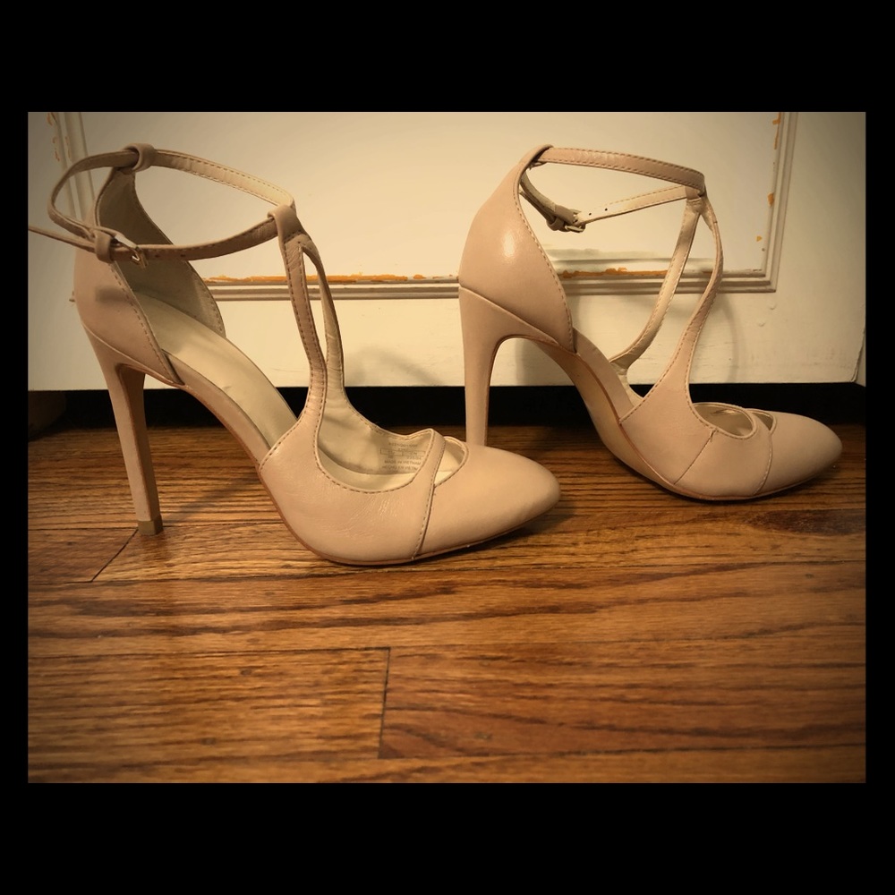 Zara Basic Nude Pumps